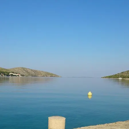 Zoric *