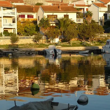 公寓 Zoric Grebaštica